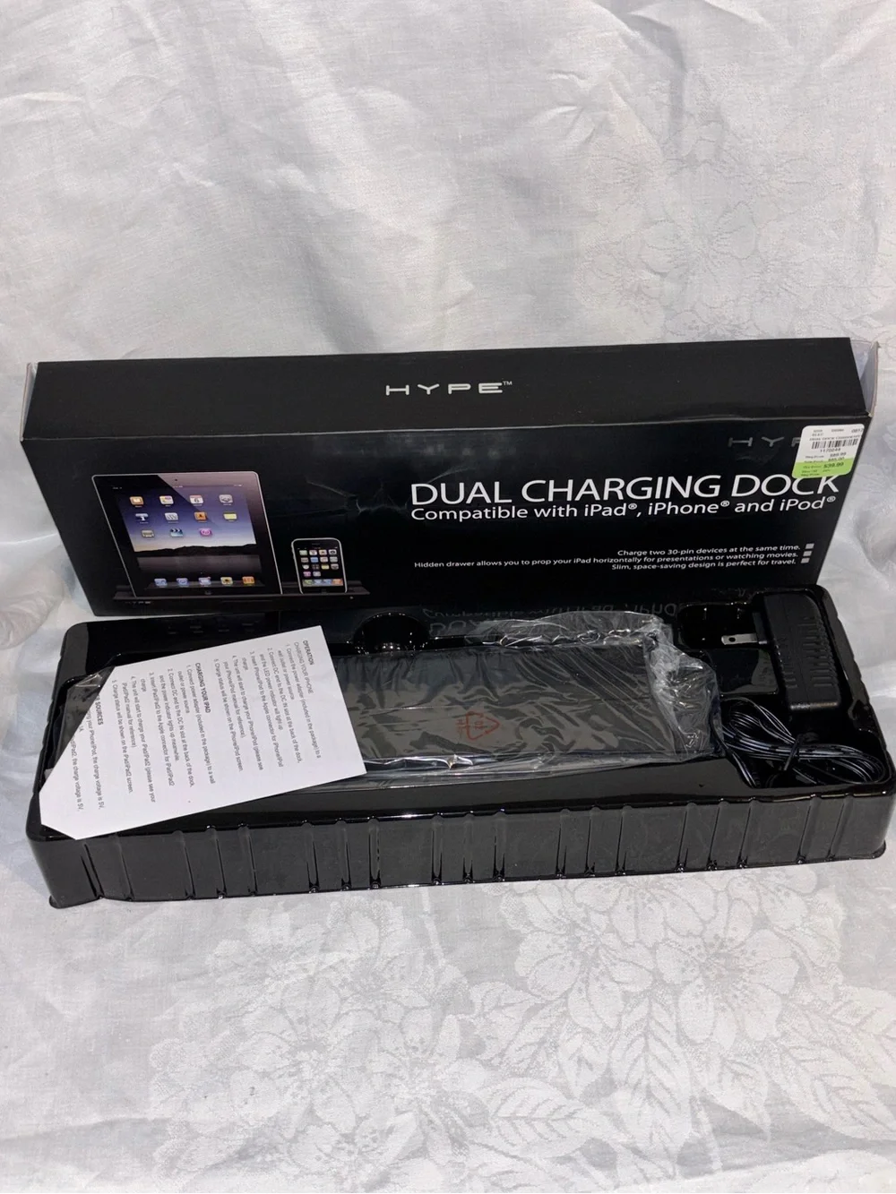 HYPE Dual Charging Dock iPad iPhone iPod 30-Pin HY-891-DUAL-BLK New Open Box
